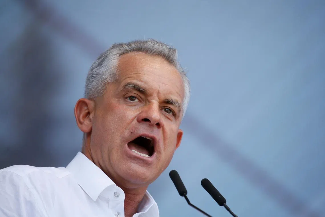 Leader of the Democratic Party of Moldova Vladimir Plahotniuc delivers a speech during a rally demanding a creation of parliament coalition, in Chisinau, Moldova June 9, 2019. REUTERS/Valentyn Ogirenko/File Photo