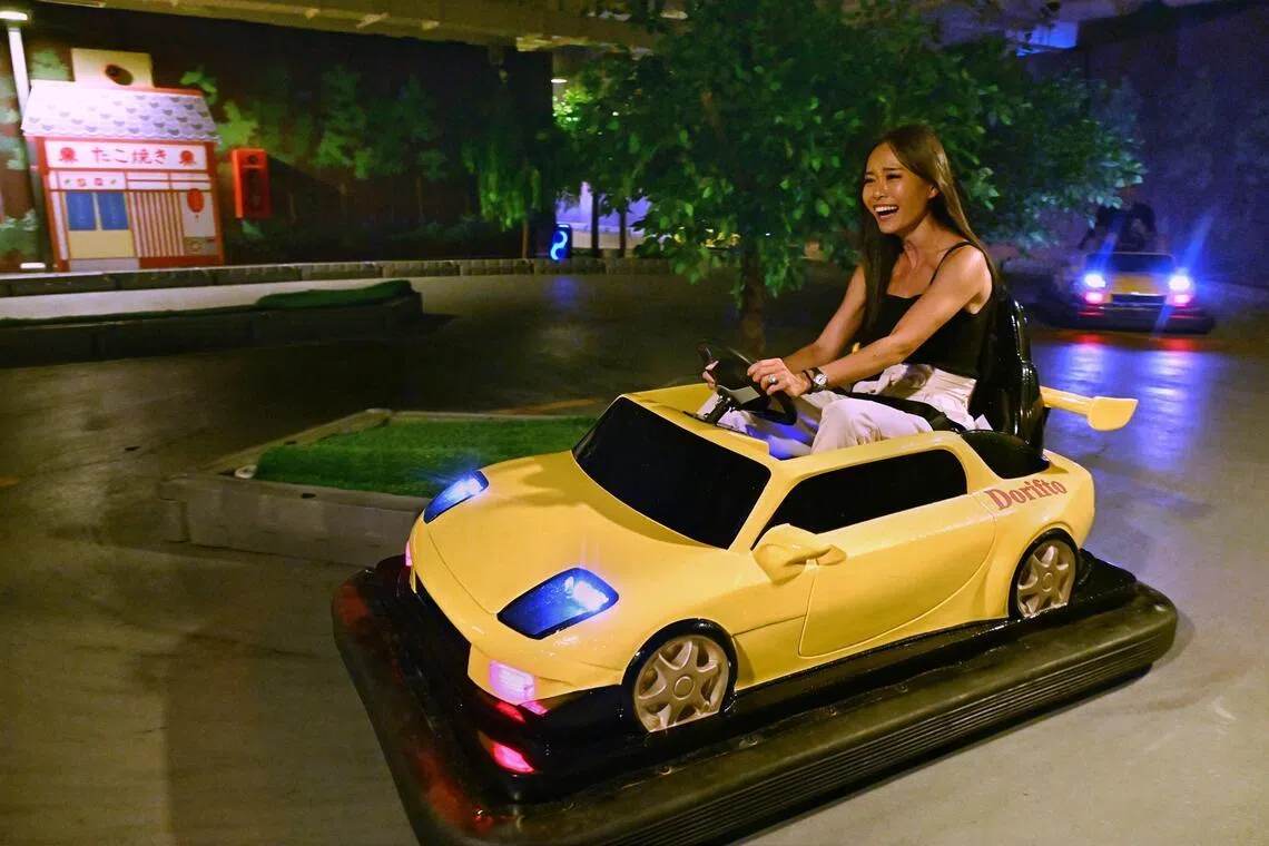 The drift karts are modelled after the cars featured in the Japanese anime series, Initial D. 