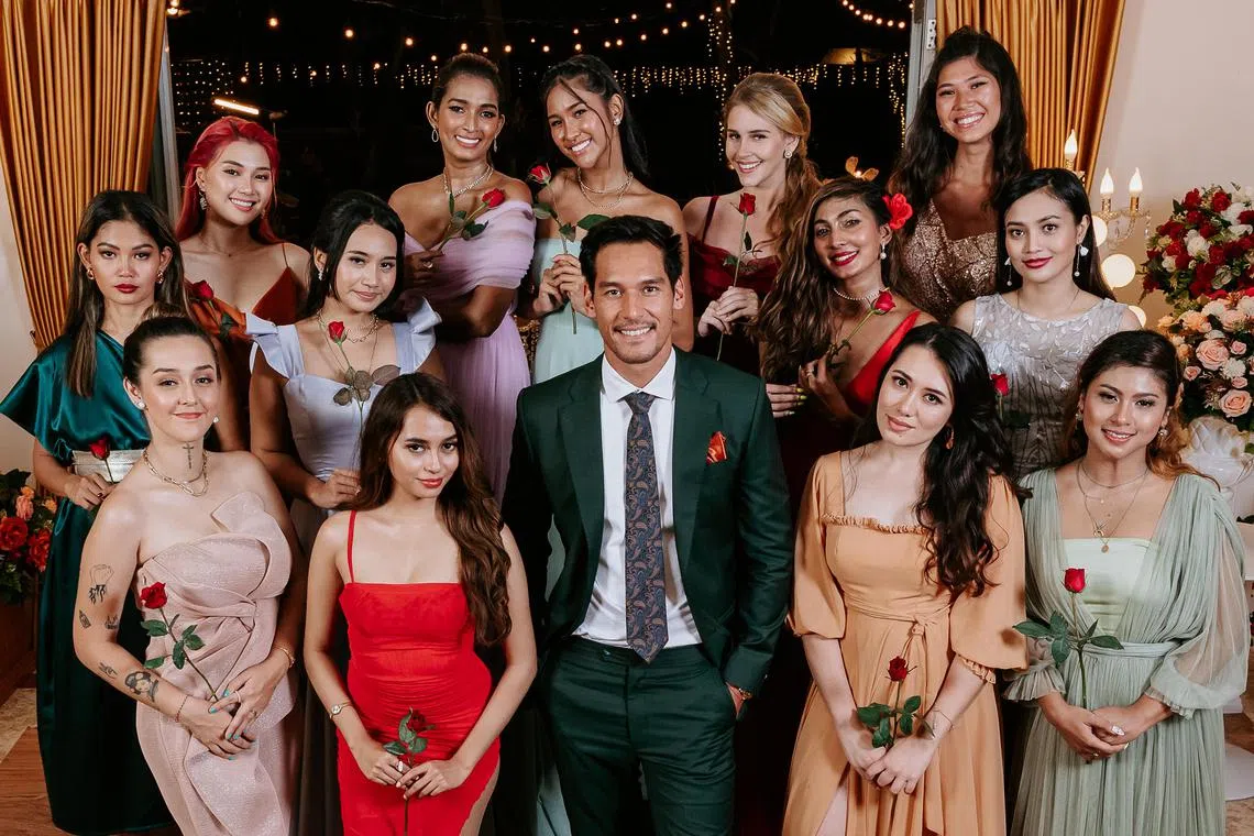 Richard Kyle (centre) in The Bachelor Indonesia