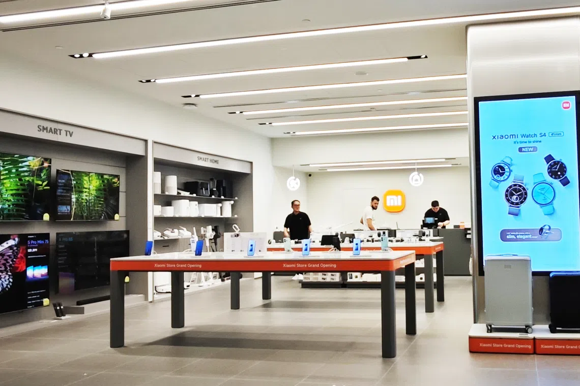 Xiaomi’s store in Singapore at Jewel Changi Airport allows visitors to experience first-hand how smartphones, smart home devices and more work as one integrated, intelligent system.
