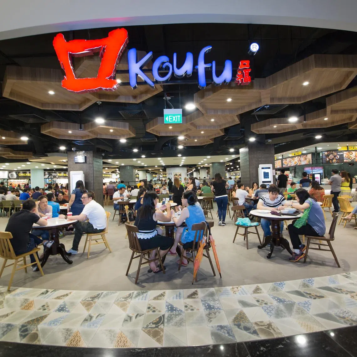 In July, 77 foodcourt managers from Koufu were trained by the Ministry of Social and Family Development to detect and report family violence.