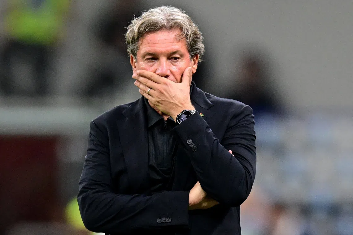 Soccer Football - Serie A - AC Milan v Venezia - San Siro, Milan, Italy - August 28, 2026  Venezia coach Giovanni Stroppa reacts REUTERS/Daniele Mascolo