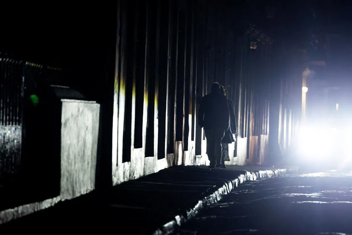 Puerto Rico goes dark after widespread power plant failure | The
