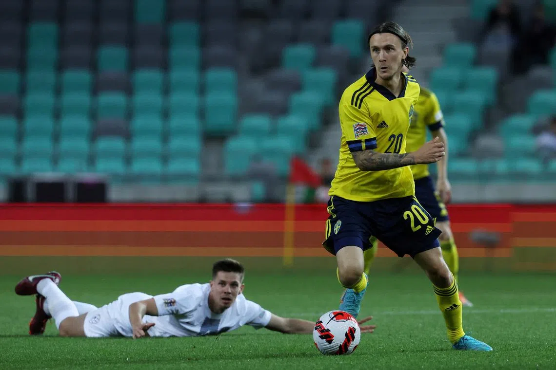 FILE PHOTO: Soccer Football - UEFA Nations League - Group H - Slovenia v Sweden - Stozice Stadium, Ljubljana, Slovenia - June 2, 2022 Sweden's Kristoffer Olsson in action against Slovenia REUTERS/Borut Zivulovic/File Photo