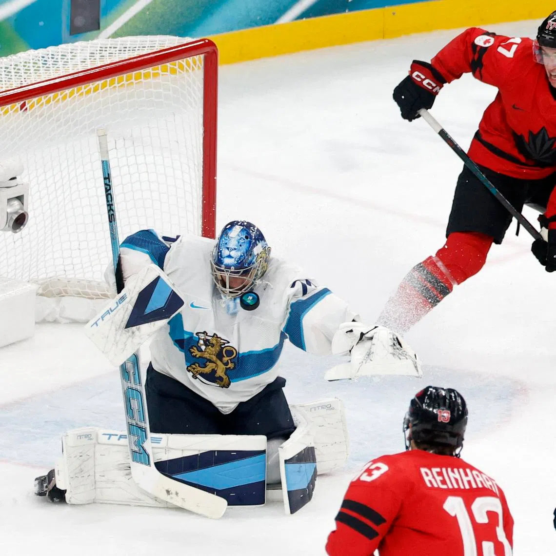 Milano Cortina 2026 Olympics - Ice Hockey - Men's Play-offs Semifinals - Canada vs Finland - Milano Santagiulia Ice Hockey Arena, Milan, Italy - February 20, 2026. Juuse Saros of Finland makes a save REUTERS/David W Cerny