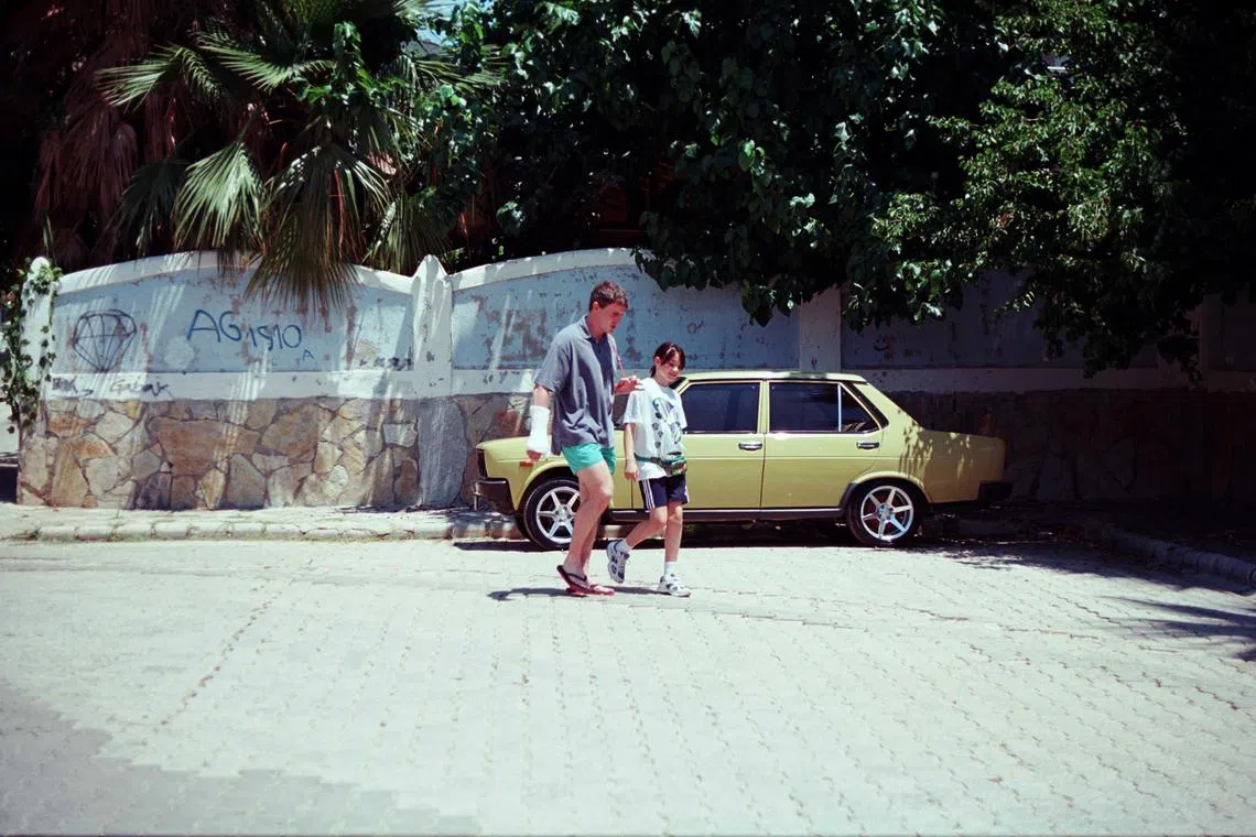 jomovie12 - In the drama Aftersun, Sophie (Frankie Corio) and Calum (Paul Mescal) are a daughter and father on holiday, creating memories she will return to for the rest of her life

source: The Projector
credit: Sarah Makharine