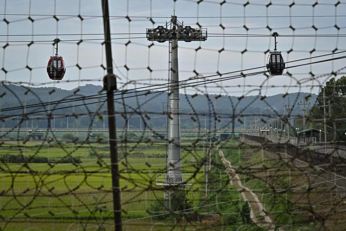 3 South Korean soldiers patrolling demilitarised zone injured in blast