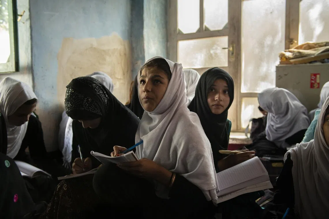 In a local school in the village of Hussain Khel, 25 high school girls cram together, to make the most out of the few hours of schooling, Sept 12, 2019. From the series “Promises Written on the Ice, Left in the Sun”.
(ONE TIME USE ONLY FOR <JFLEICA>. NOT TO BE USED WITH OTHER STORIES)