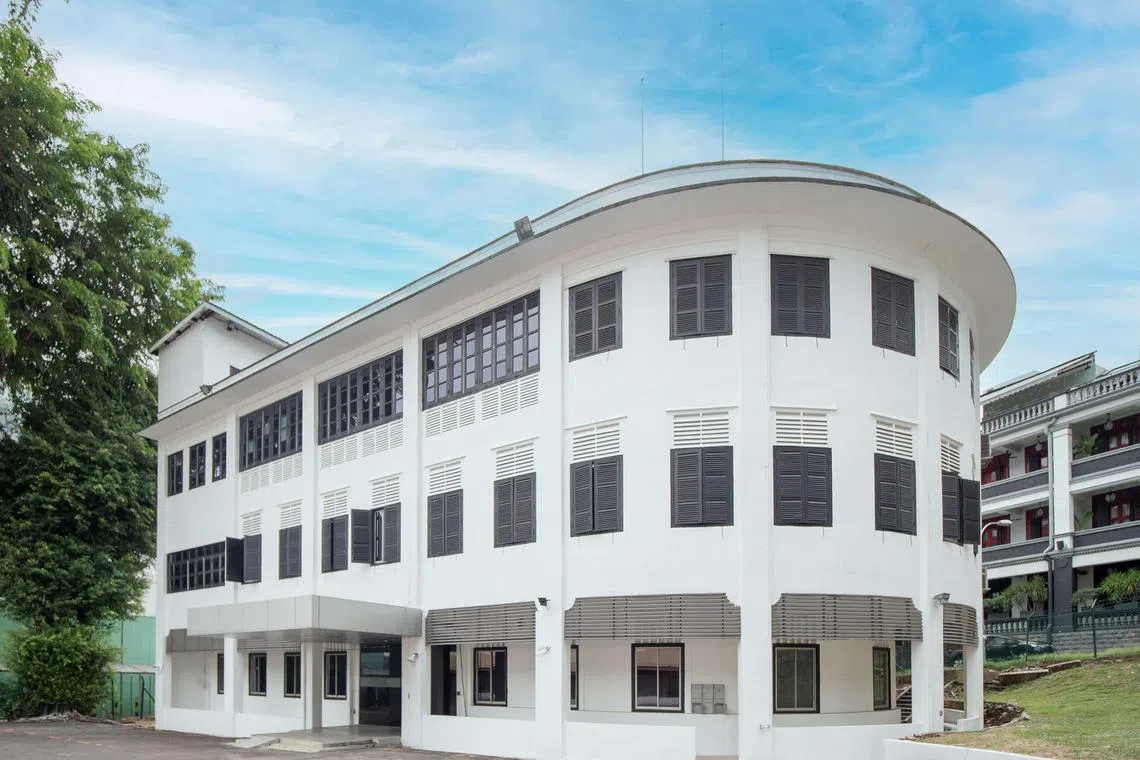 elsla07 - 5 Kadayanallur Street_Exterior View (2)

to be credited to Singapore Land Authority (SLA)