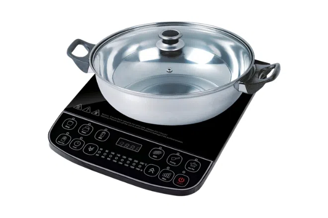 Best steamboat pots: PowerPac Steamboat Induction Cooker with Stainless Steel Pot