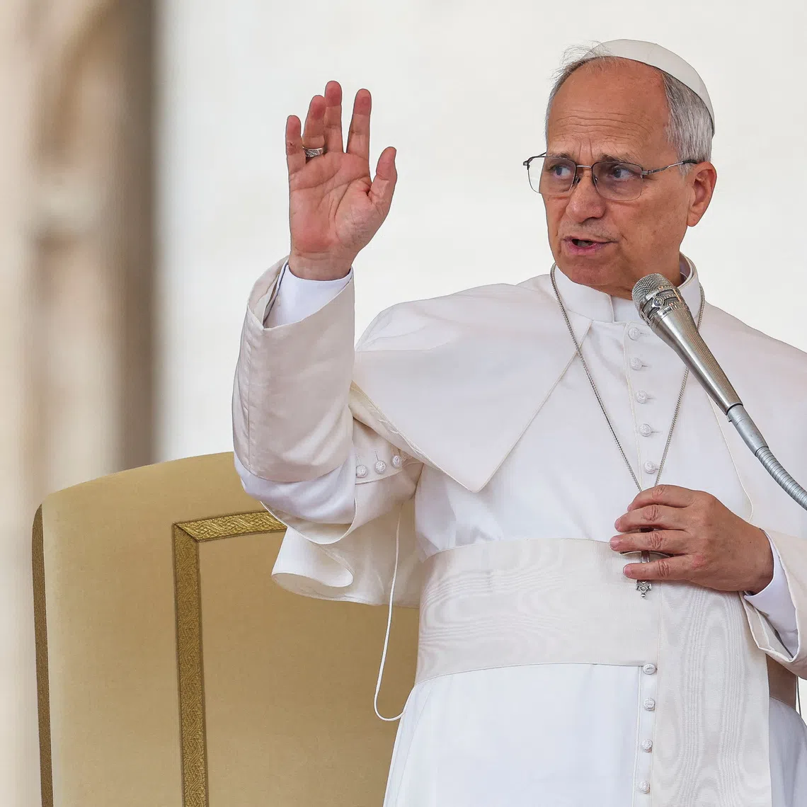 Pope Leo XIV holds a general audience in Saint Peter's Square at the Vatican, December 17, 2025. REUTERS/Ciro De Luca