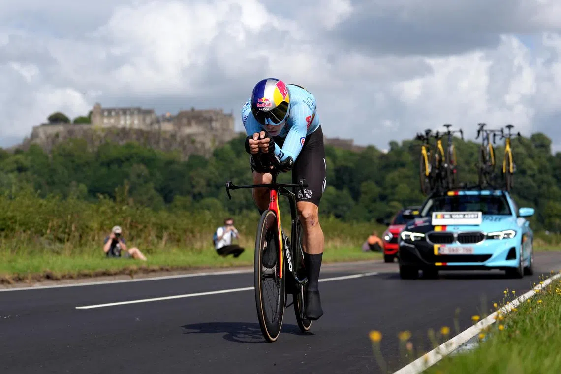 FILE PHOTO: Cycling - UCI World Championships 2023 - Stirling, Scotland, Britain - August 11, 2023 Belgium's Wout van Aert in action during the Men's Elite Road Individual Time Trial REUTERS/Maja Smiejkowska/File Photo
