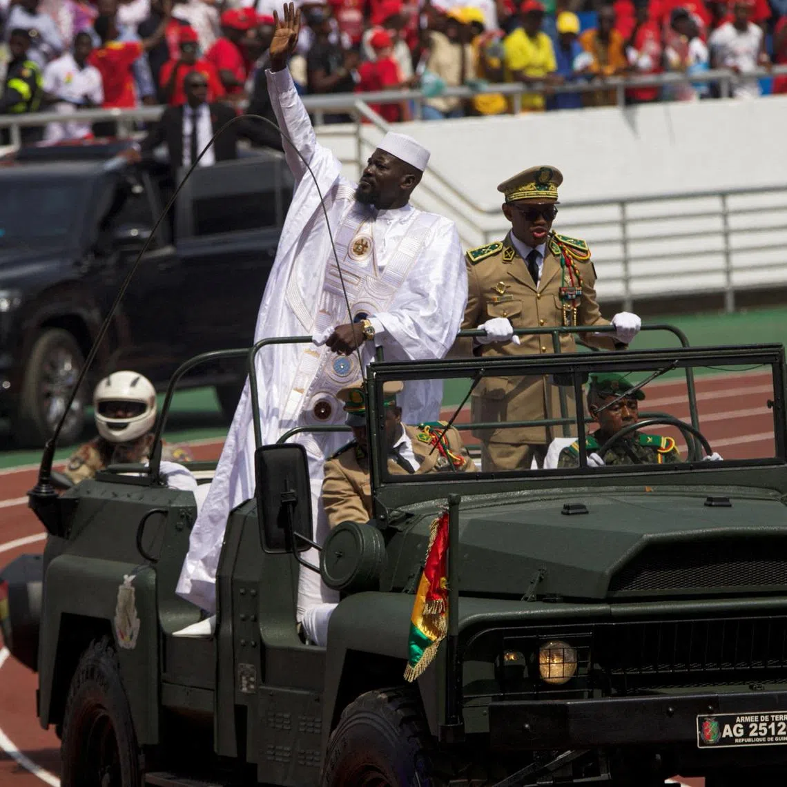 FILE PHOTO: Guinea's President-elect Mamady Doumbouya arrives in a vehicle to take the oath of office during a swearing-in ceremony in Conakry, Guinea, January 17, 2026. REUTERS/Stringer