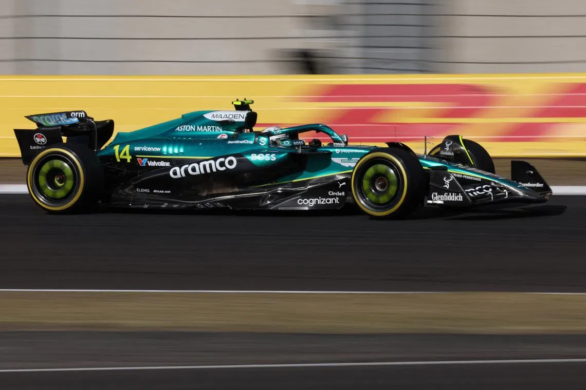 FILE PHOTO: Formula One F1 - Chinese Grand Prix - Shanghai International Circuit, Shanghai, China - March 21, 2025 Aston Martin's Fernando Alonso during the sprint qualifying REUTERS/Tyrone Siu/File Photo