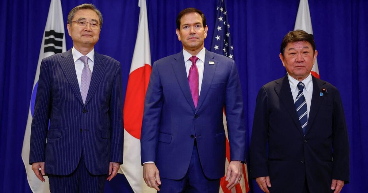 US, South Korea, Japan vow ‘complete’  denuclearisation of North Korea