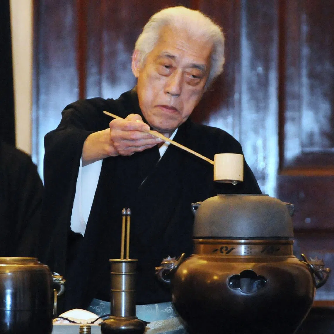 Kyoto-born Dr Sen used ancient “Urasenke” tea tradition rituals to spotlight his anti-war messages.