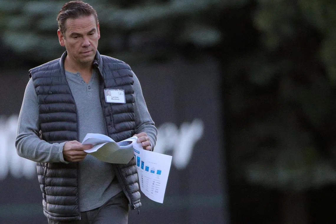 FILE PHOTO: Lachlan Murdoch, co-chairman and chief executive officer of Fox Corp., attends the annual Allen and Co. Sun Valley media conference in Sun Valley, Idaho, U.S., July 11, 2019. REUTERS/Brendan McDermid/File Photo