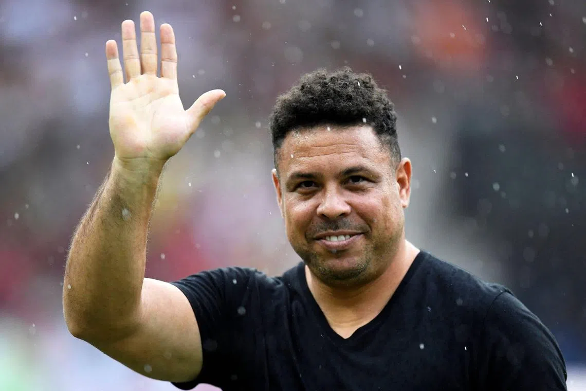 Brazilian former football star Ronaldo has confirmed that he wants to become president of the country's football governing body.