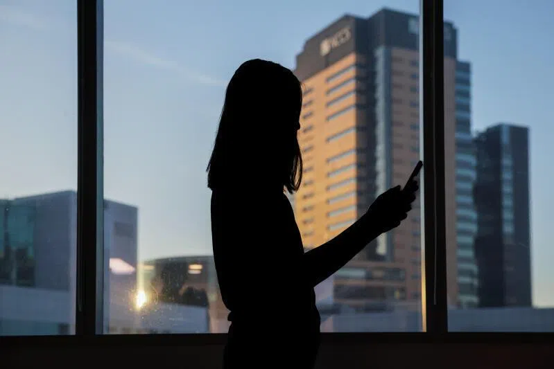 Jane Lim (not her real name), a phishing scam victim in her 50s, clicked on a link sent to her email address by the “buyer” to receive payment, but ended up losing $1,000 instead. 