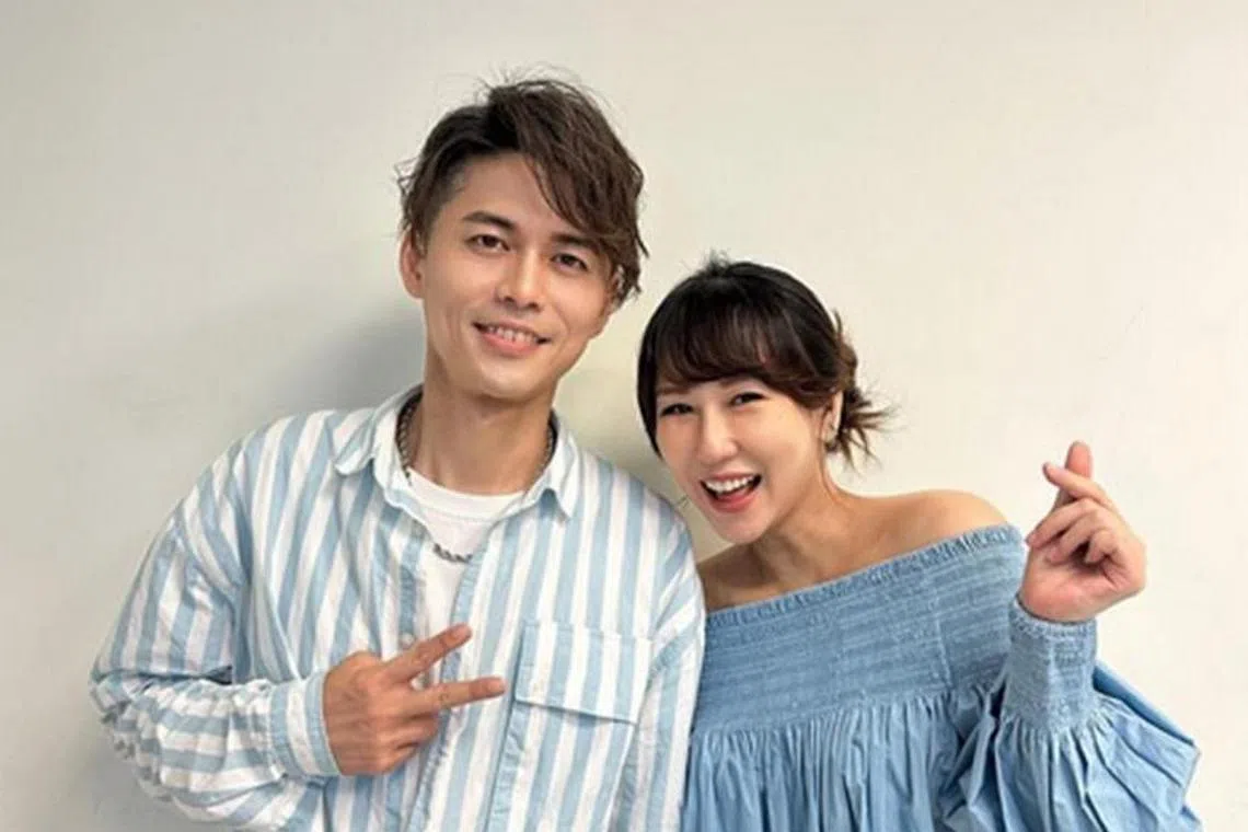 Kelly Poon tied the knot with Taiwanese music producer-songwriter Roger Yo in February 2020.