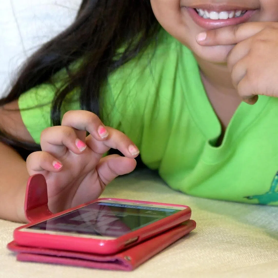 The potential risks of children having smartphones outweight the benefits, said Sweden's Public Health Agency.