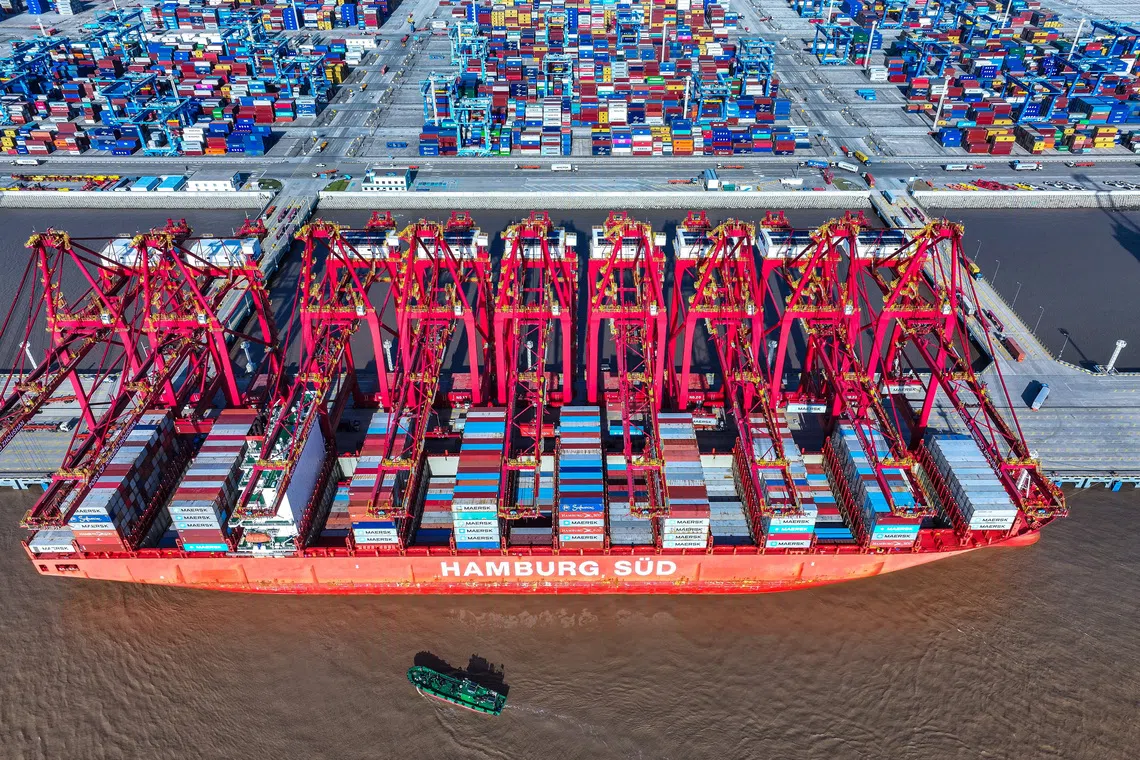 Trump says 100% tariffs on China not sustainable, still plans to meet Xi