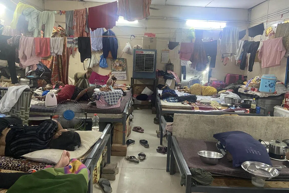 ngheat - The inside of a  homeless shelter in India's capital city of New Delhi 

Picture credit: Nirmala Ganapathy