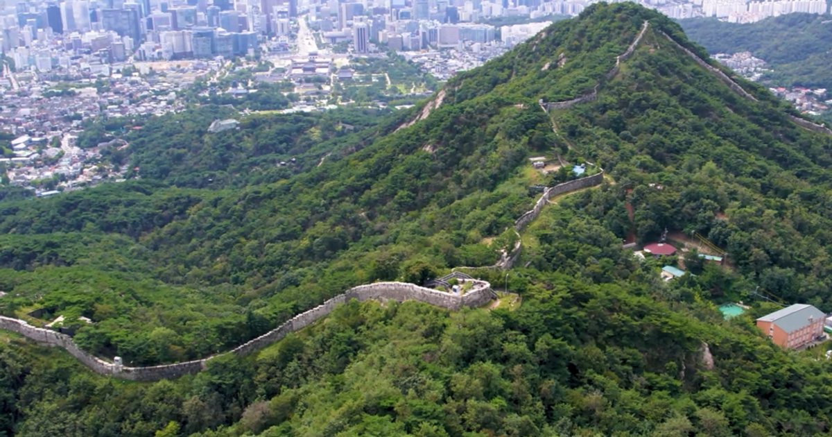 Seoul mountain trail behind presidential Blue House reopens after being closed for nearly 60 years