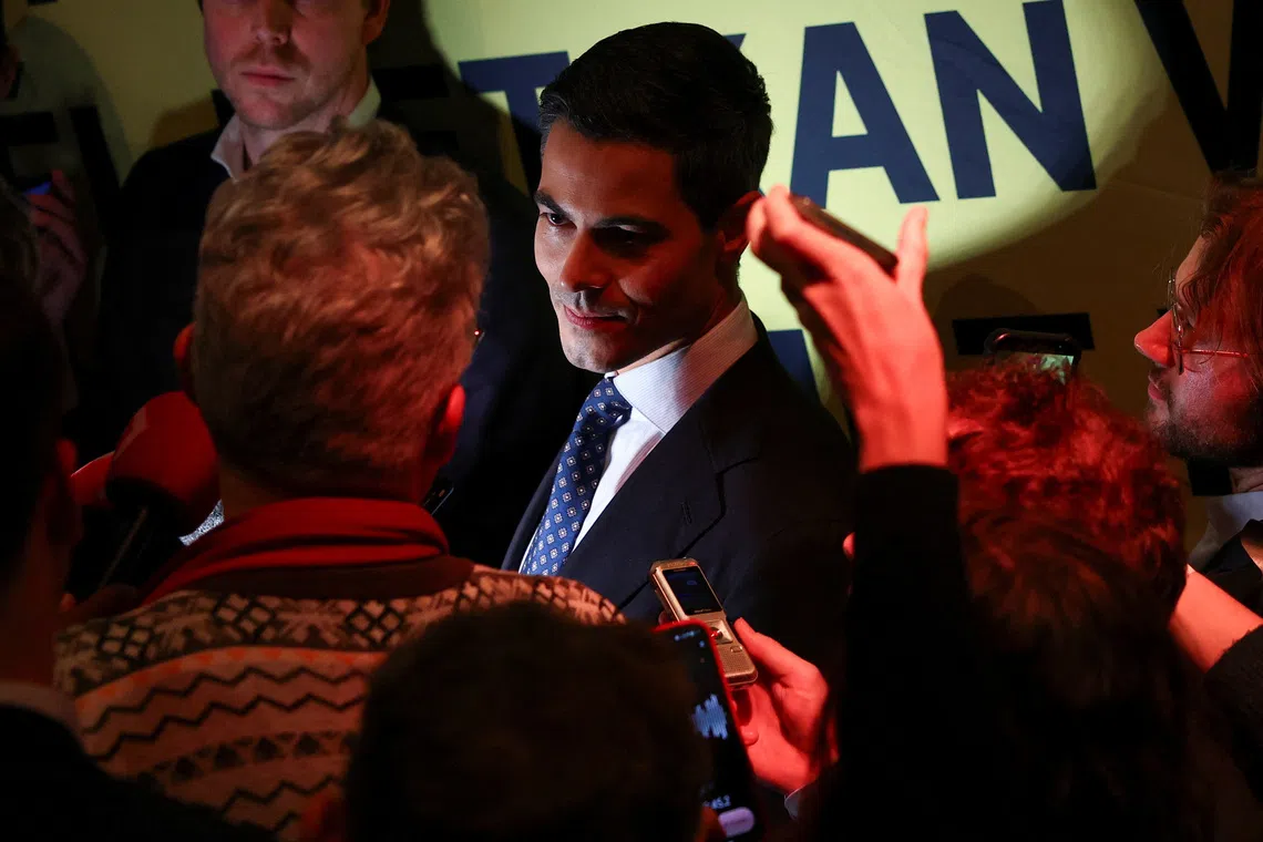 Democrats 66 (D66) party leader Rob Jetten speaks to the media, following the exit poll and early results in the Dutch parliamentary elections, in Leiden, Netherlands, October 29, 2025. REUTERS/Piroschka van de Wouw