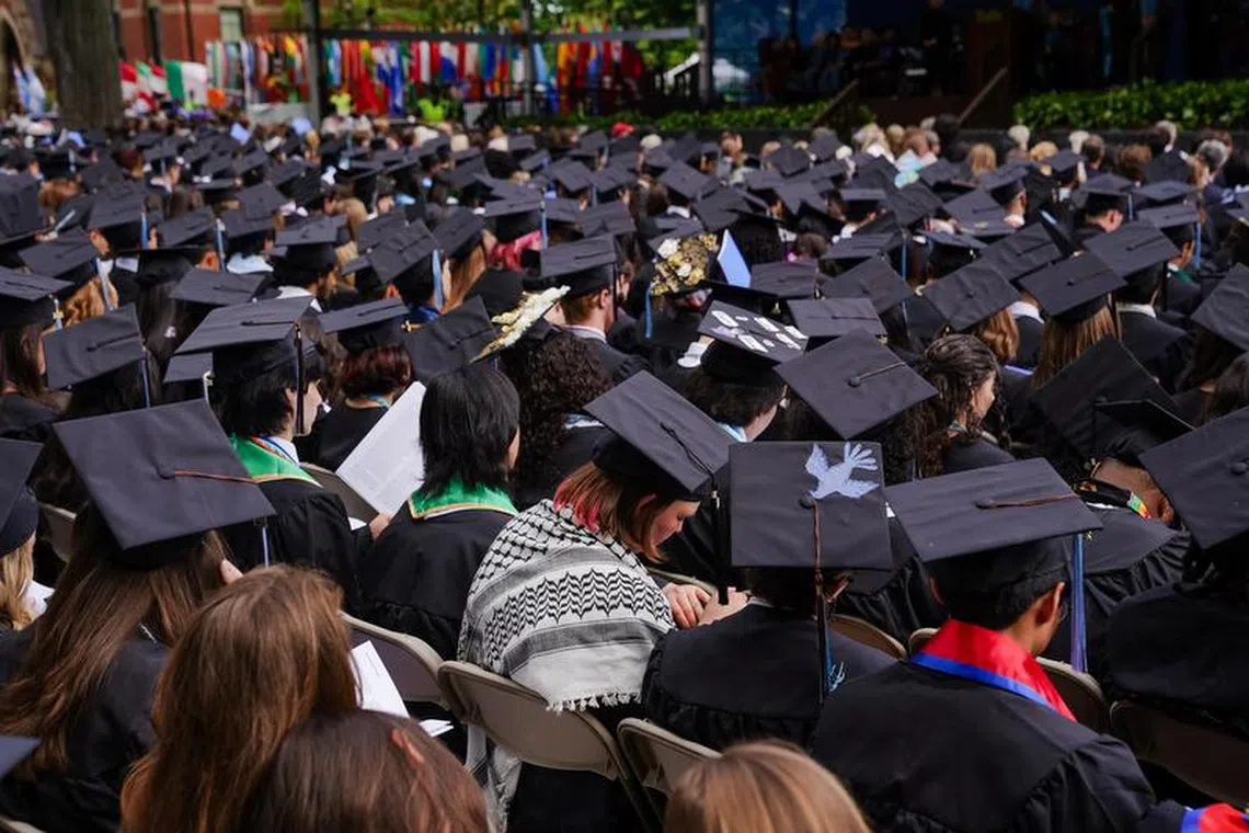 Unemployment for recent college graduates in the US has jumped to an unusually high 5.8 per cent in recent months.