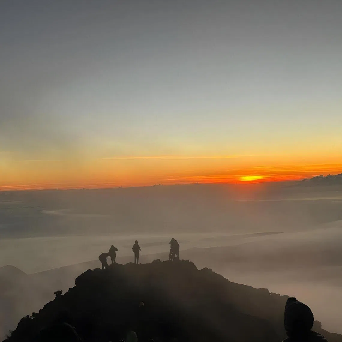 Mount Rinjani stands at 3,726m tall. Not the highest mountain in the world, but the terrain is known to be tough as one has to navigate loose volcanic gravel in the last lap towards the summit. 