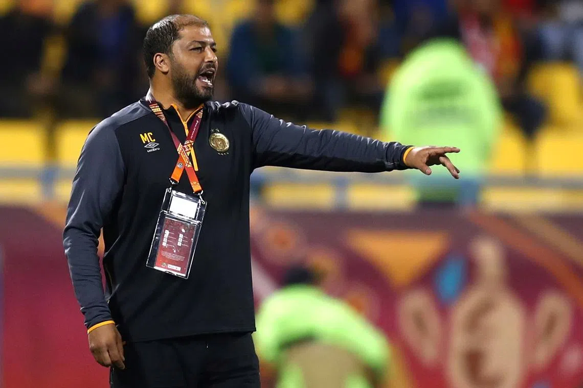 Soccer Football - African Super Cup Final - Esperance Sportive de Tunis v Zamalek - Thani bin Jassim Stadium, Al Rayyan, Qatar - February 14, 2020  Esperance Sportive de Tunis coach Moine Chaabani reacts  REUTERS/Ibraheem Al Omari