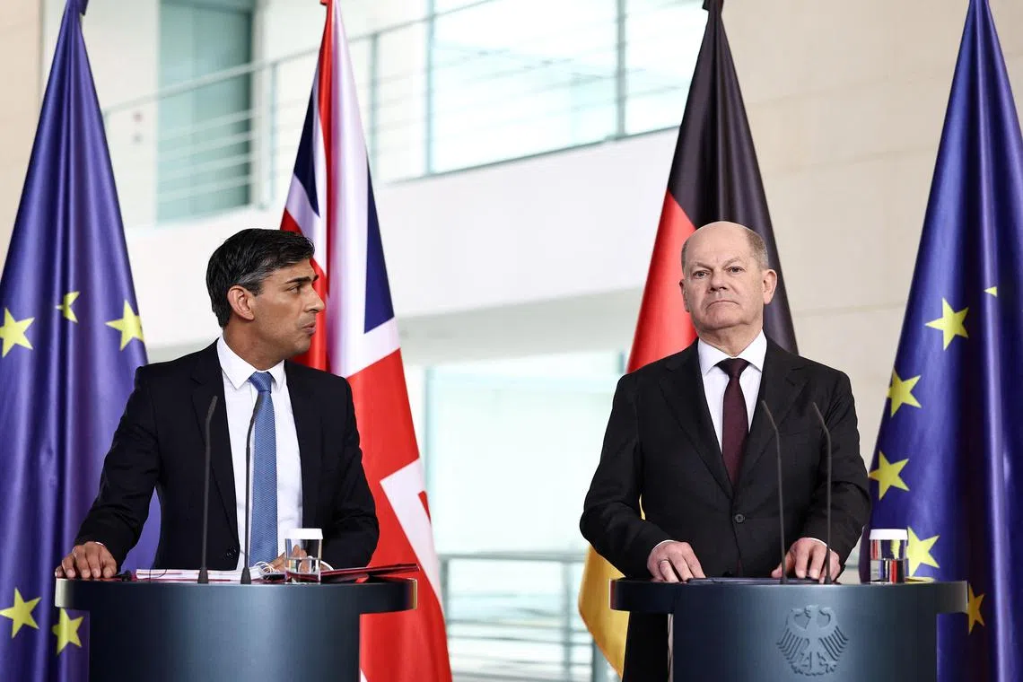 British Prime Minister Rishi Sunak (left) and German Chancellor Olaf Scholz hold a joint press conference in Berlin.