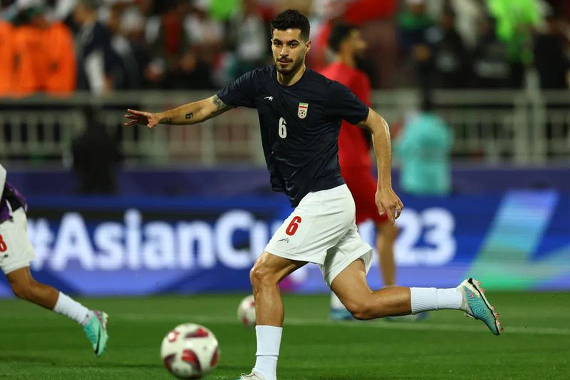 FILE PHOTO: Soccer Football - AFC Asian Cup - Round of 16 - Iran v Syria - Abdullah bin Khalifa Stadium, Doha, Qatar - January 31, 2024 Iran's Saeid Ezatolahi during the warm up before the match REUTERS/Molly Darlington/File Photo