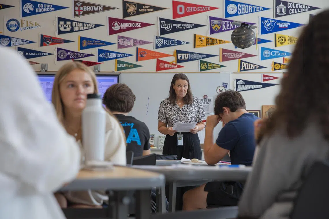 Atlanta Midtown High School's AP English teacher Susan Barber said using AI chatbots could make students' college essays too generic.