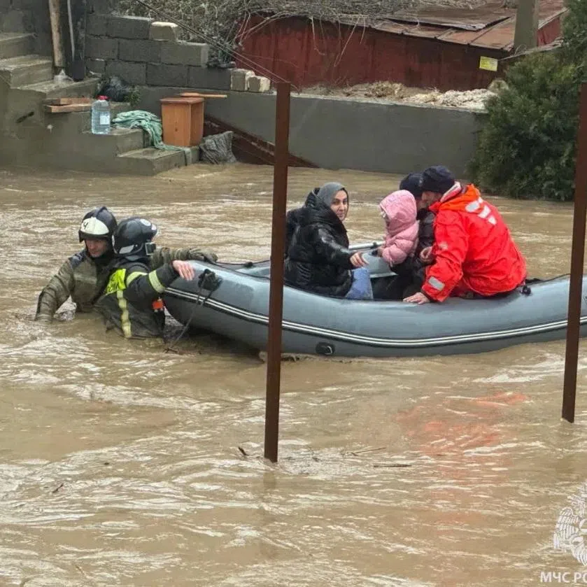 Emergency specialists evacuate residents from a flooded district in the city of Makhachkala in the Caucasus region of Dagestan, Russia, in this picture released March 28, 2026.  Emergency Ministry of Russia/Handout via REUTERS