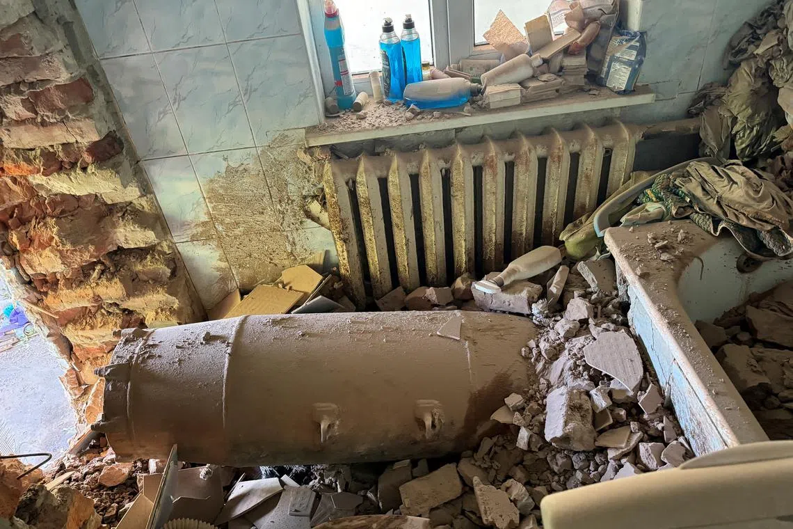 A Russian glide bomb is seen in a private house hit by a Russian air strike, amid Russia's attack on Ukraine, in Kharkiv, Ukraine June 27, 2024. REUTERS/Vitalii Hnidyi/File Photo