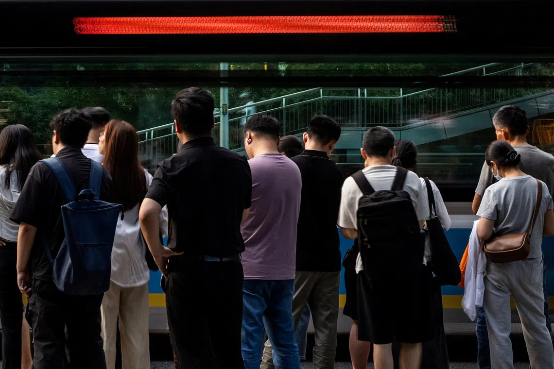 Some social media posts on unemployment share tips on how to spend the day away from home, drifting through parks, libraries, cafes and shopping malls.