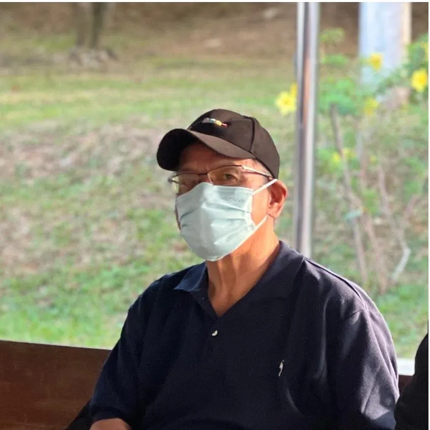 A Singapore permanent resident was fined RM9,000 (S$2,850) in the magistrate’s court in Kulai, Johor, on Jan 14 after he was filmed pumping subsidised RON95 petrol into a car with a partially covered registration plate. 