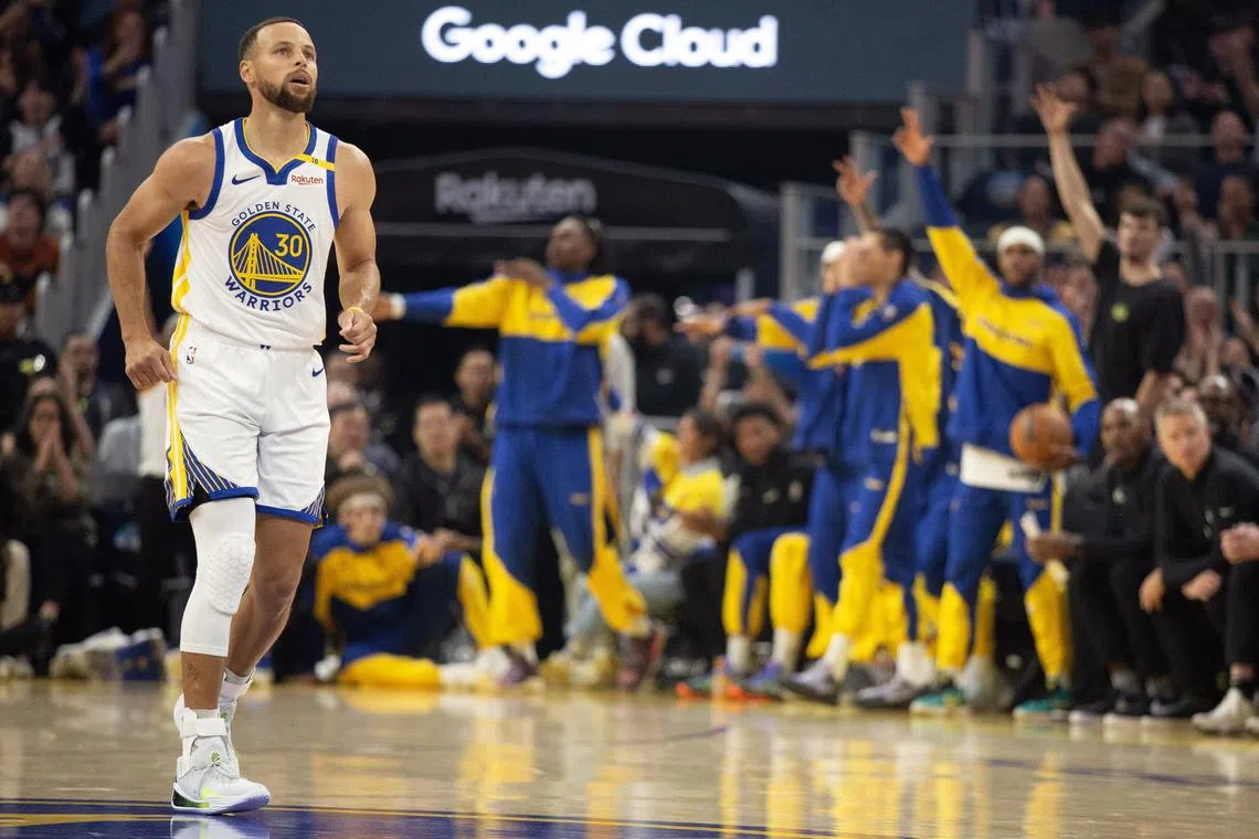 FILE PHOTO: Oct 27, 2024; San Francisco, California, USA; Golden State Warriors guard Stephen Curry (30) backpedals on defense after sinking a three-point basket against the Los Angeles Clippers during the first quarter at Chase Center. Mandatory Credit: D. Ross Cameron-Imagn Images/File Photo