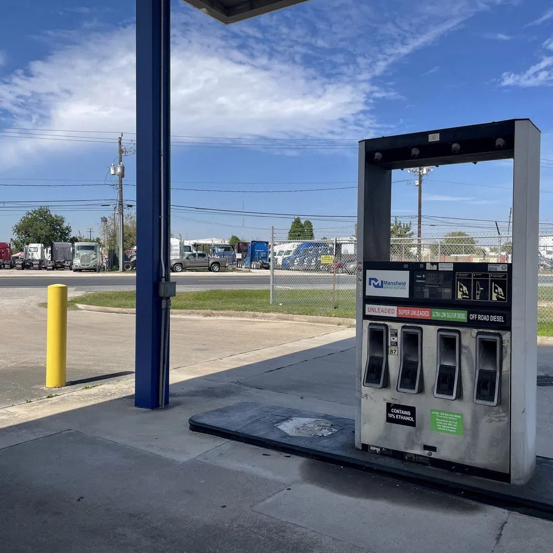 FILE PHOTO: A defunct fuel pump with rare off-road diesel nozzle cradle in Houston, Texas, US October 19, 2026. Picture taken with a mobile phone. REUTERS/Arathy Somasekhar/File Photo