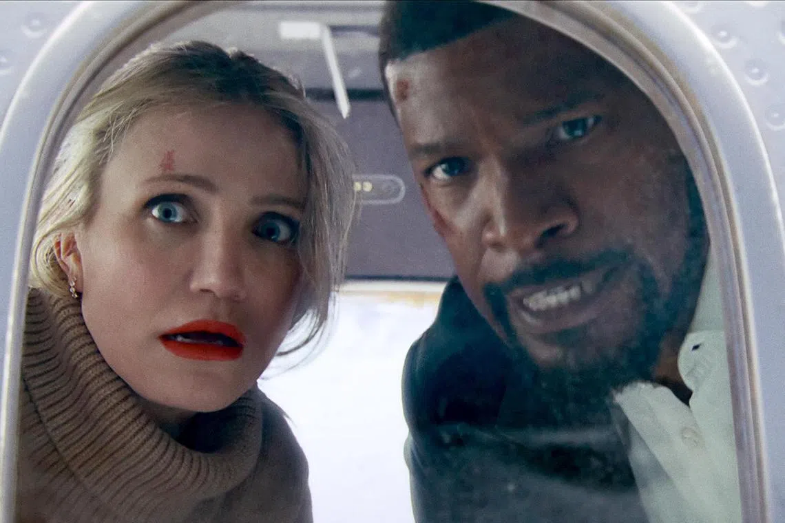 ylmovie22 - Cameron Diaz and Jamie Foxx in Back In Action


Copyright: Writer to update