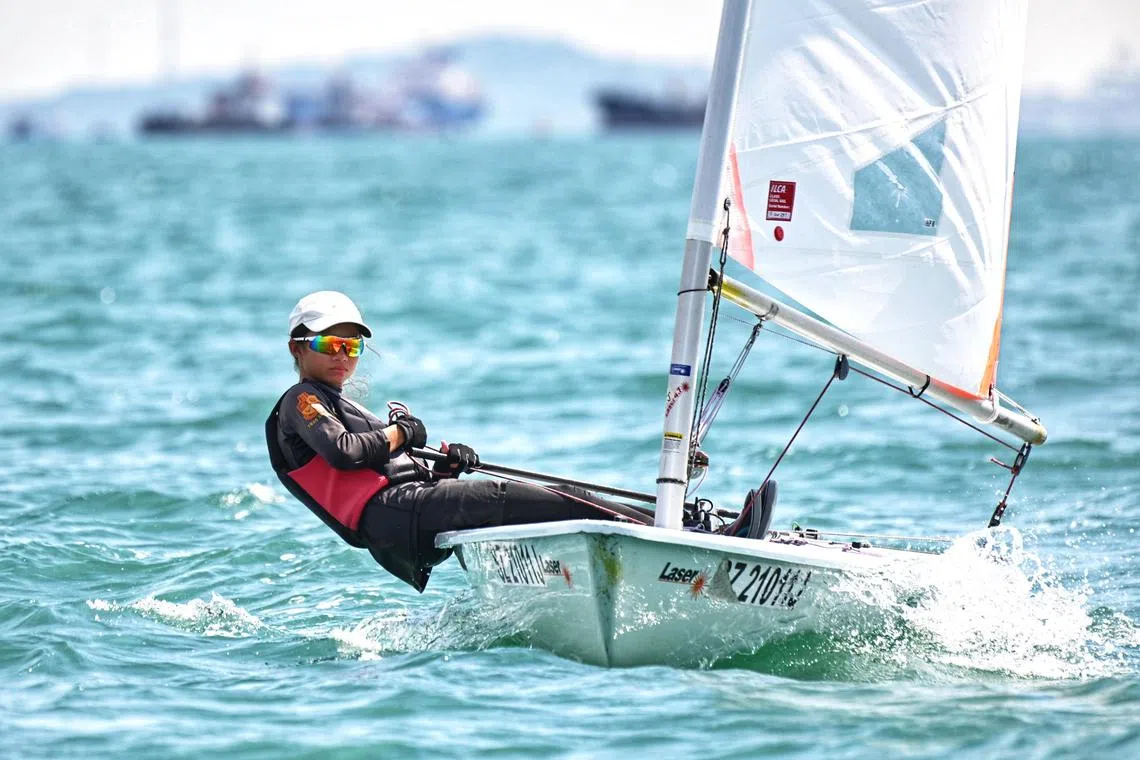 Slug: kksail25
ST PHOTO: Chong Jun Liang


Tanjong Katong Girls’ School sailor Ashlea Tham competing in the ILCA 4 C Division girls’ competition at the National Sailing Centre on April 25, 2024.