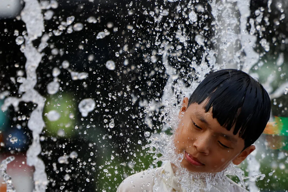 Record heatwave spreads across Korean peninsula, prompting emergency response