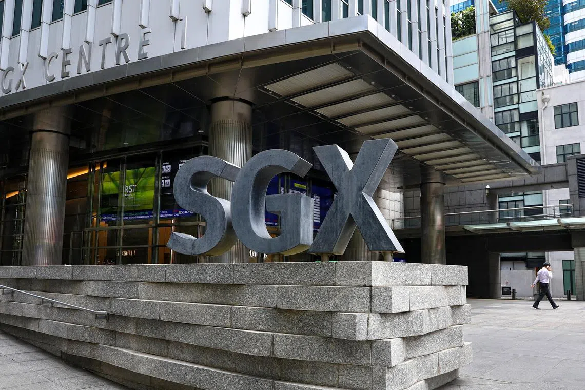 The Straits Times Index ended Monday flat, inching up just 0.1 per cent to end at 3,385.93.
