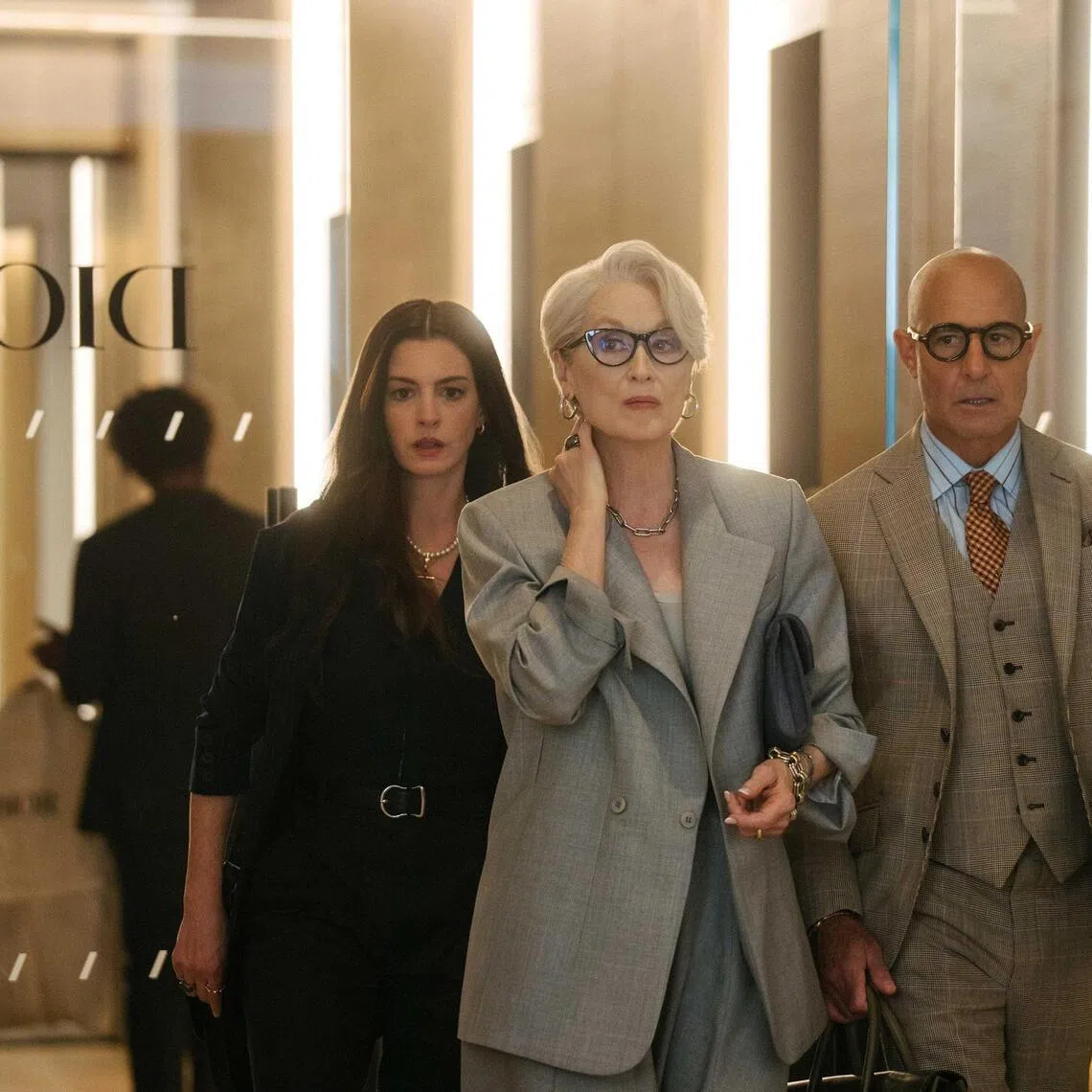 jomovie30 - From left: Anne Hathaway, Meryl Streep and Stanley Tucci in The Devil Wears Prada 2


SOURCE: PHOTO: THE WALT DISNEY COMPANY