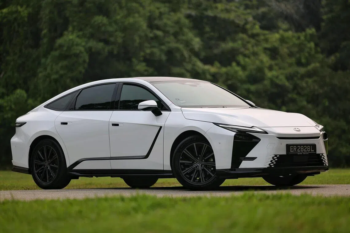 The new Lexus ES350h has grown in length, width, and most obviously, height.