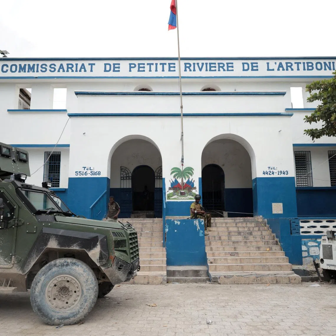 FILE PHOTO: A police vehicle is parked in front of a police station in Artibonite department in central Haiti, August 29, 2025. REUTERS/Fildor Pq Egeder/File Photo