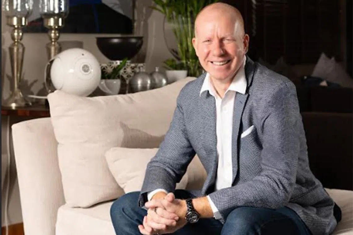 samoney23 - Steve Brice, Global CIO of Standard Chartered, 52


Credit: Courtesy of Standard Chartered