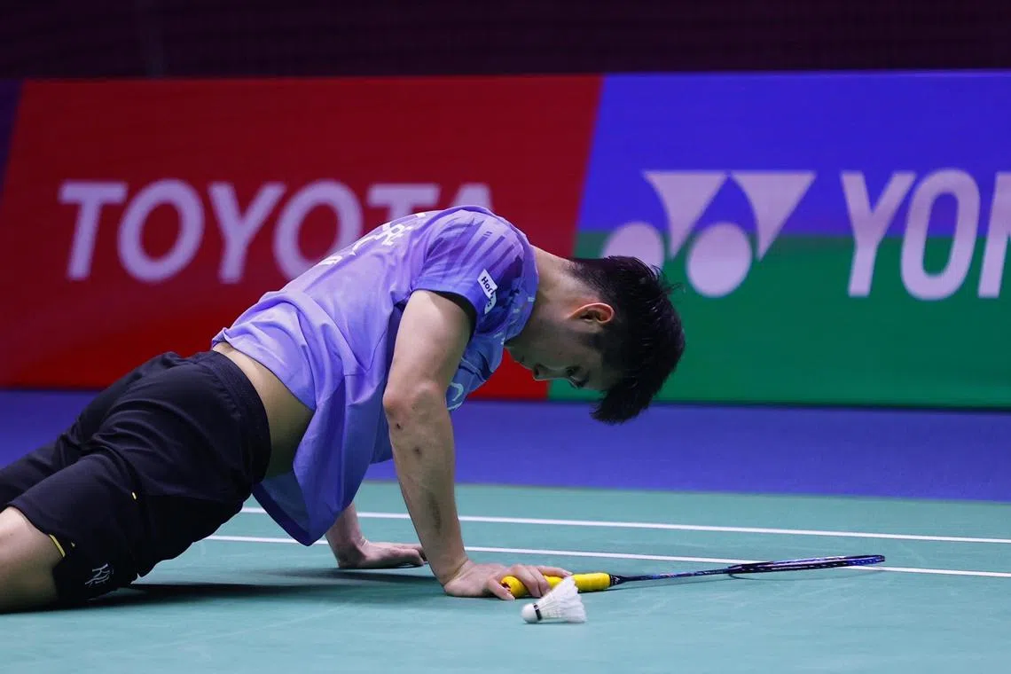 Singapore's Loh Kean Yew is beaten 19-21, 21-15, 21-13 by India's Lakshya Sen at the French Open.




Credit: Badminton Association of Thailand